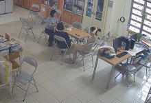 Let's watch the teacher dipping shoeplay in her office 33