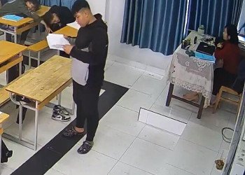 Her students helped her carry her high heels