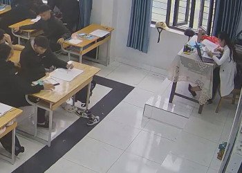 Our teacher shoeplay queen in black heels back again 2