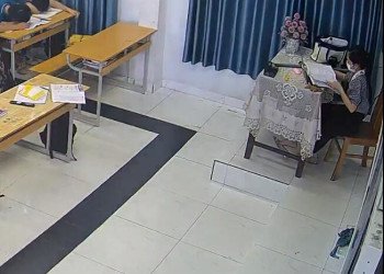 I am not sure if she is in nylon 14