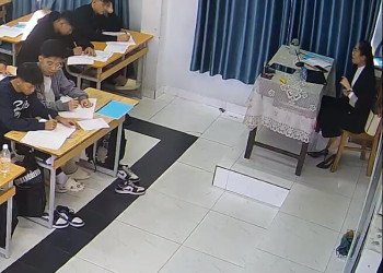 Our teacher shoeplay queen in black heels back again 6