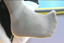 Young mother‘s sexy white nylon feet 5