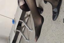 Old woman's sexy black nylon feet