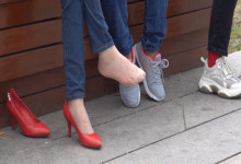 The middle age lady's remove red heels relax her tired sexy nylon feet 2