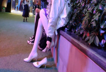 The cosplay girl's sexy feet