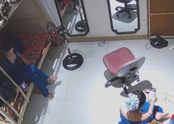 Where are their high heels 3?