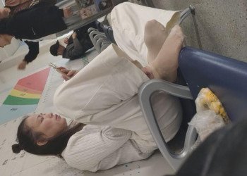 The pretty lady remove shoes show us her sexy feet