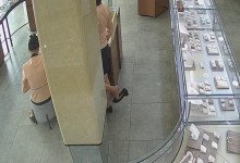 The jewelry store hostess shoeplay queen is here