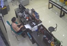 There is a black line on the side of the hostess's stockings 4