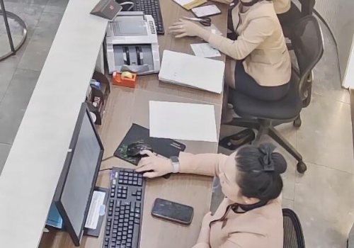 The jewelry store hostess in black nylon gave us a shoeplay lesson 16