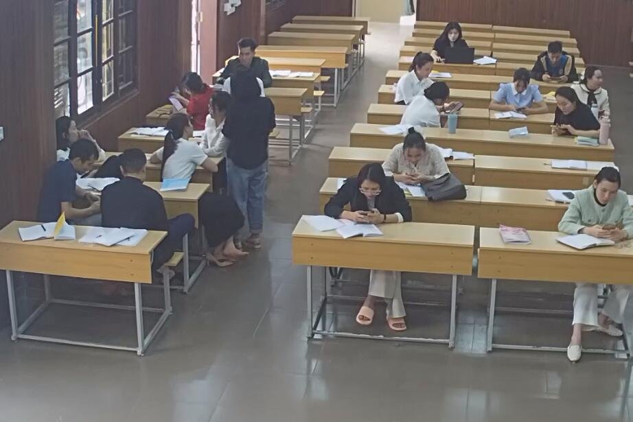 I wish she in nylon next time 14