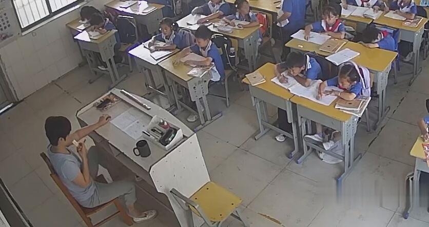 The primary school teacher relax her tired feet 5