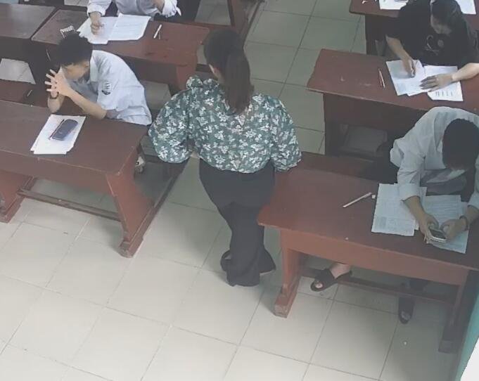 The new middle school teacher great dipping and shoeplay 24