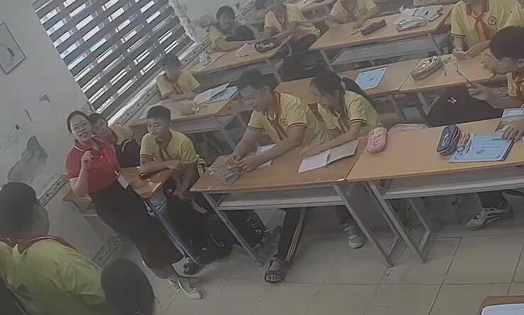 What is wrong with her heels?