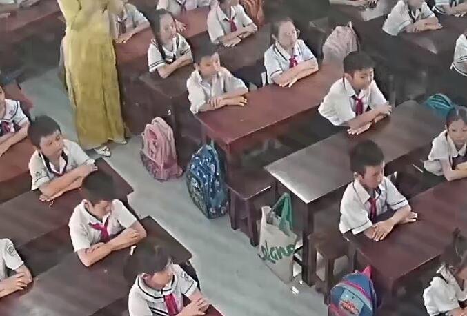 We can see her dangling when sit down