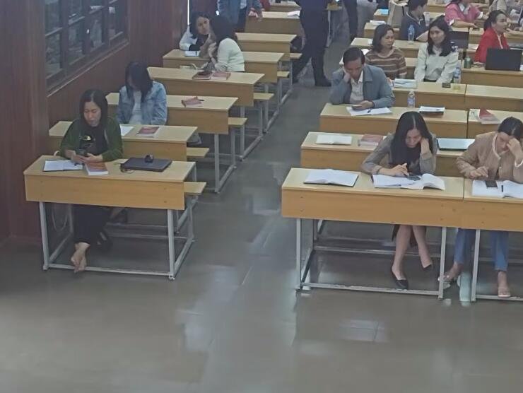 I wish she in nylon next time 22