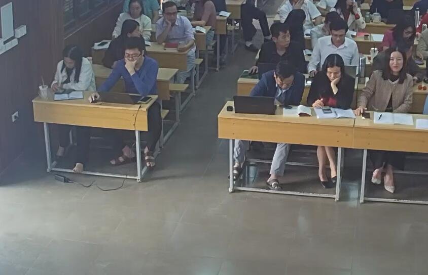 I wish she in nylon next time 32