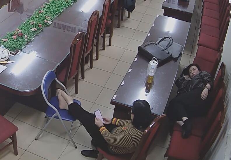 The teacher dipping and shoeplay after class in her office 44