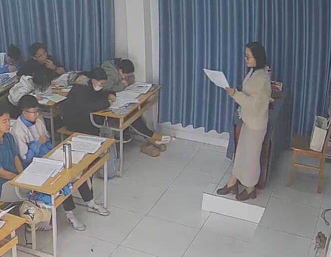 I wish she in nylon next time 33