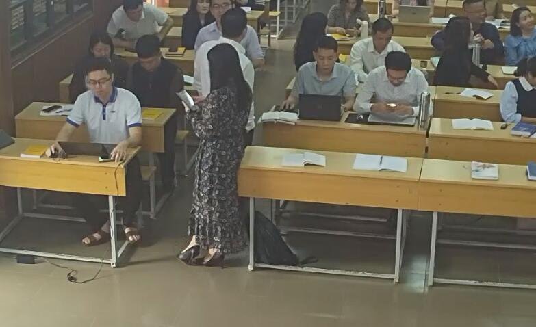 I wish she in nylon next time 33