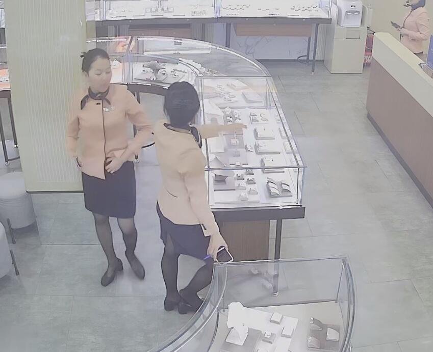 The jewelry store girls in black nylon dipping shoeplay daily show 22