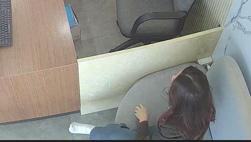 Black nylon VS White nylon