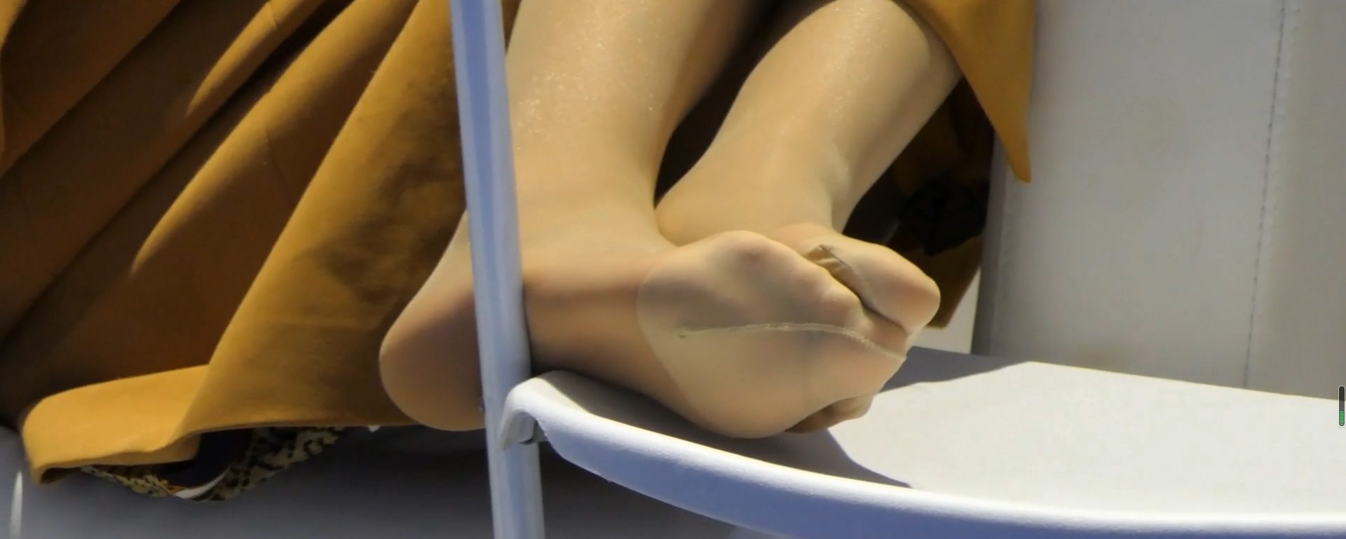 Hot girl&#039;s super sexy nylon sole