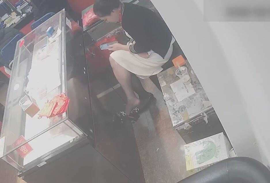 She is the most likes to shoeplay whether standing or sitting down 8