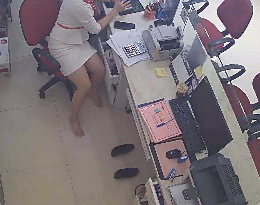 The jewelry store hostess in white dress great dipping shoeplay 33