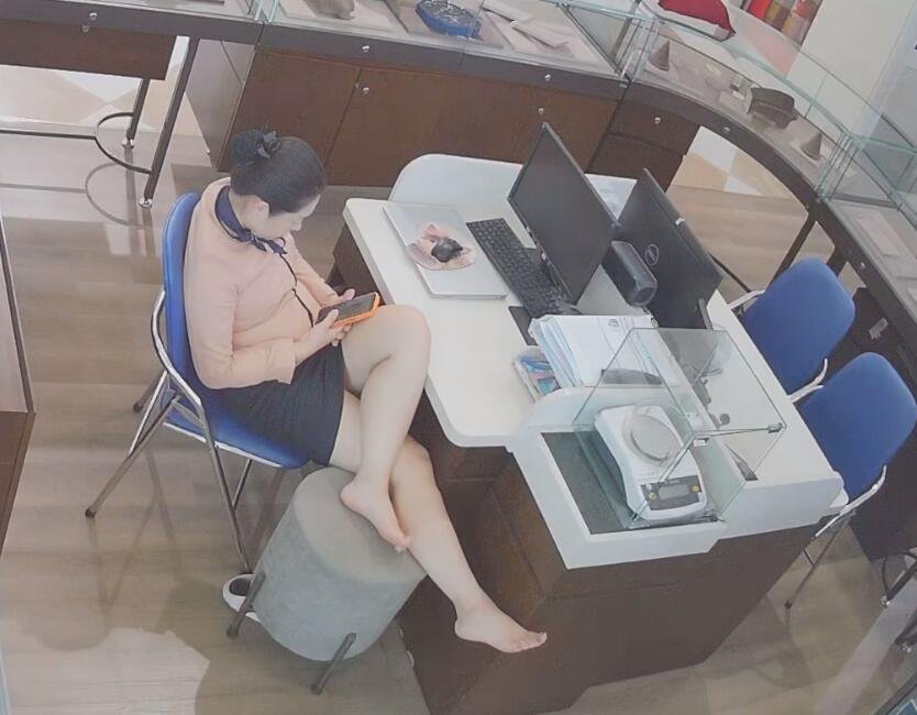 Good morning jewelry store shoeplay queen!