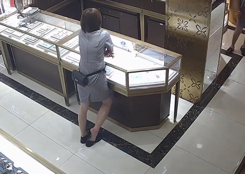 The new jewelry store hostess dipping shoeplay 6