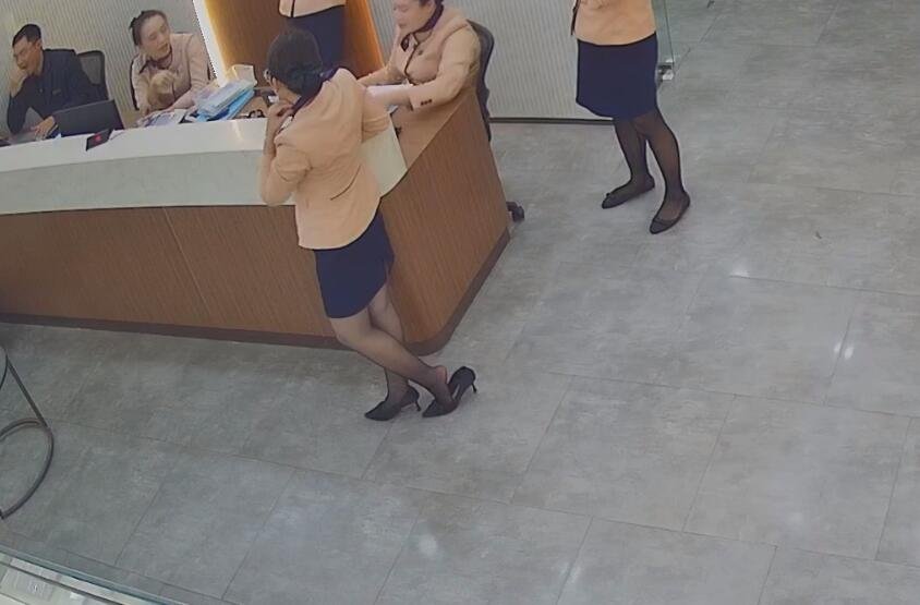 The jewelry store hostess in black nylon gave us a shoeplay lesson