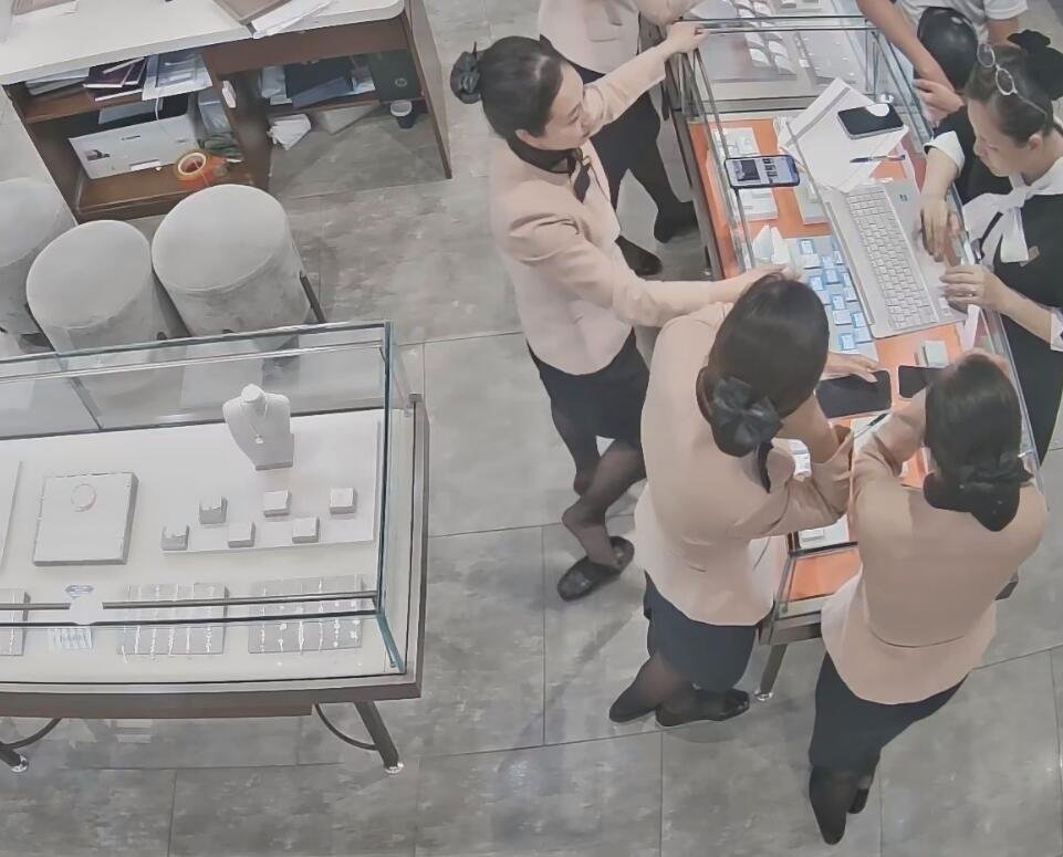 They shoeplayed for a full hour and a half!