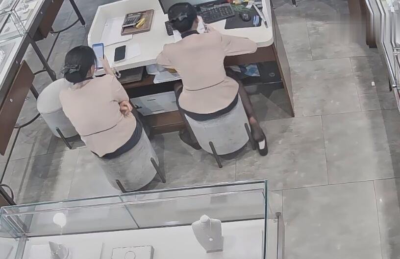 The jewelry store girls in black nylon dipping shoeplay daily show 6