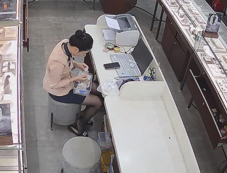 The jewelry store hostess in black nylon dangling dipping and shoeplay 2