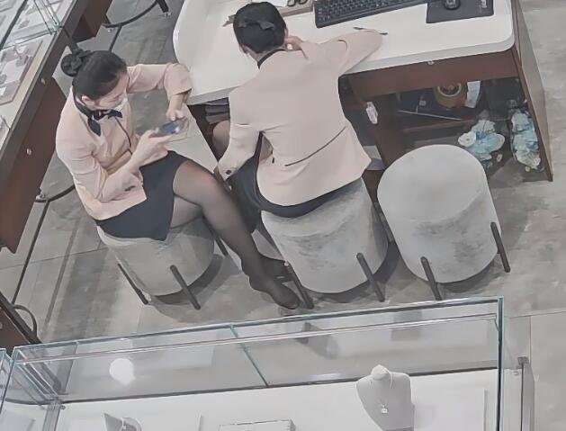 The jewelry store girls in black nylon dipping shoeplay daily show 11